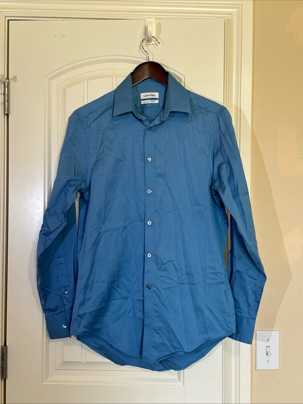 Calvin Klein Non Iron Slim Fit Button Down Dress Shirt 14.5 32/33